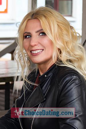 177294 - Yuliya Age: 56 - Russia