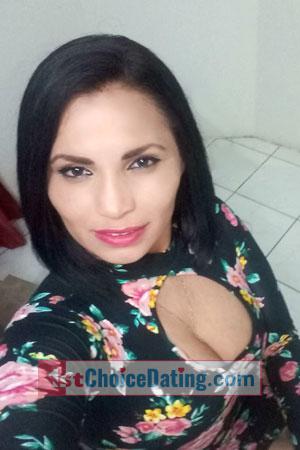 180645 - Andrea Age: 42 - Costa Rica