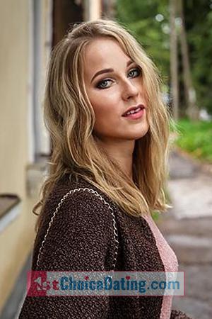 184365 - Tatiyana Age: 35 - Russia