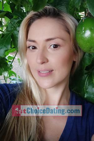 205084 - Ana Maria Age: 43 - Colombia