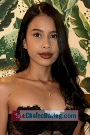 211139 - Daniela Age: 24 - Colombia