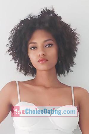 215243 - Carolina Age: 29 - Colombia