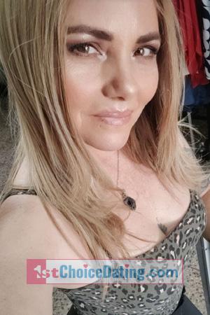 223113 - Maria Elizabeth Age: 51 - Costa Rica